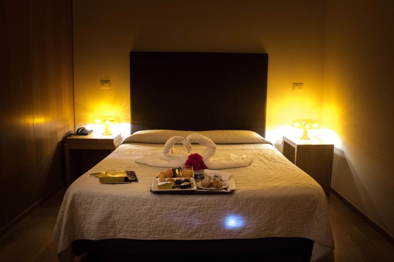 Le Querce Hotel Salsomaggiore Terme Exterior photo